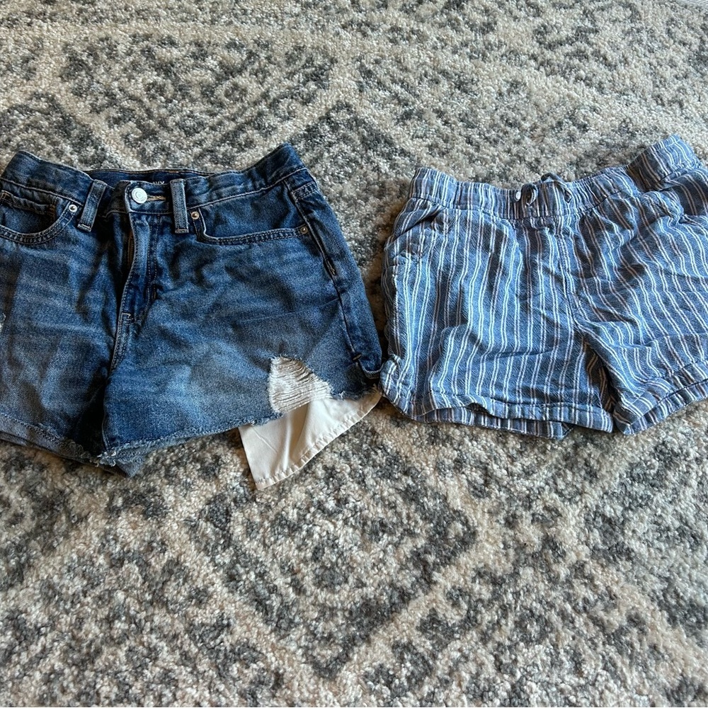 Old Navy Blue Striped Shorts